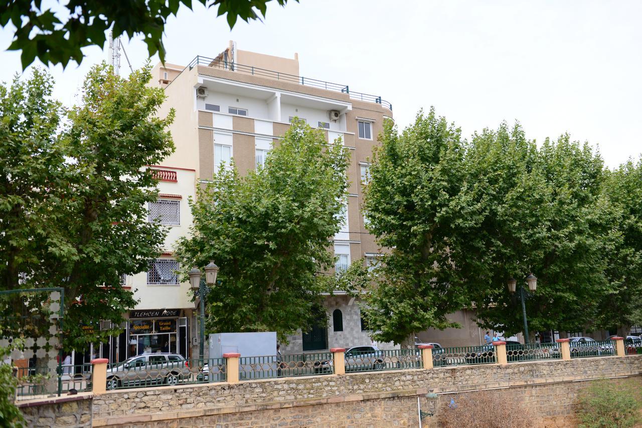 Hotel Grand Bassin Tlemcen Eksteriør bilde